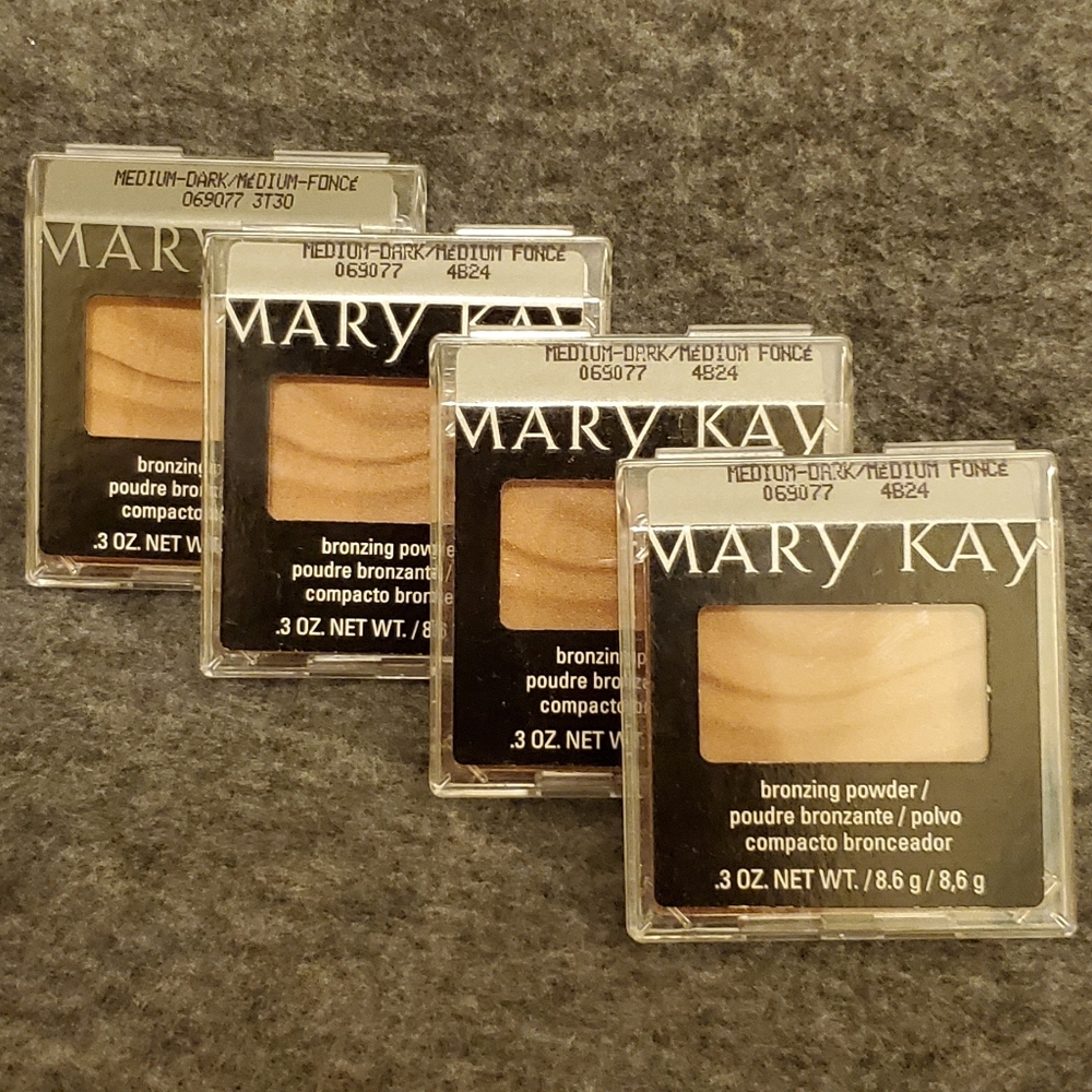 Mary Kay Bronzing Powder